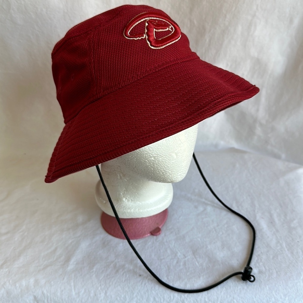 New Era Arizona Diamondbacks official on-field bucket hat